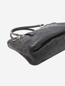 Gucci Black Guccissima leather top handle bag