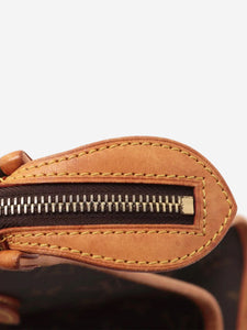 Louis Vuitton Brown 2005 Monogram top handle bag