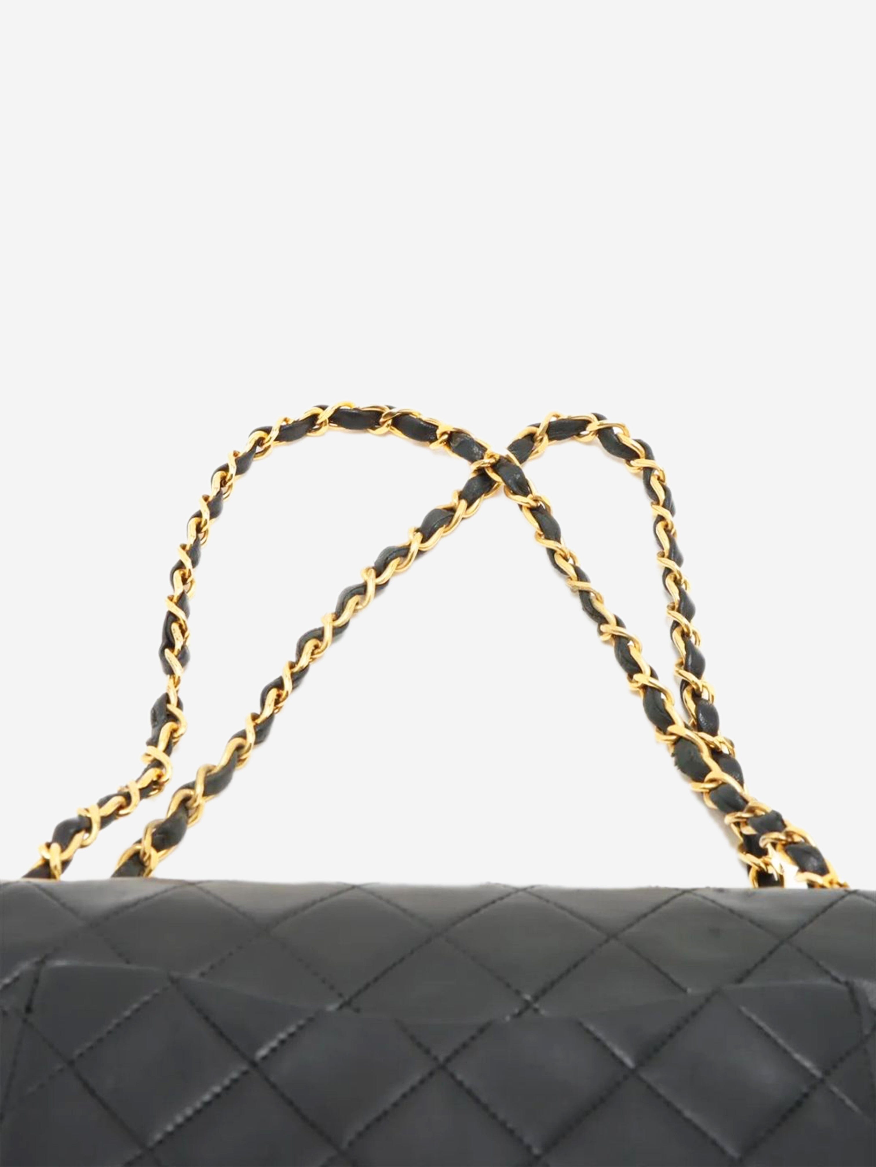 Black vintage 1989 medium lambskin Classic Double Flap bag Shoulder bags Chanel 