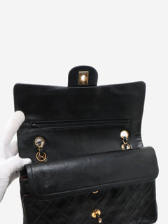 Black vintage 1989 medium lambskin Classic Double Flap bag Shoulder bags Chanel 