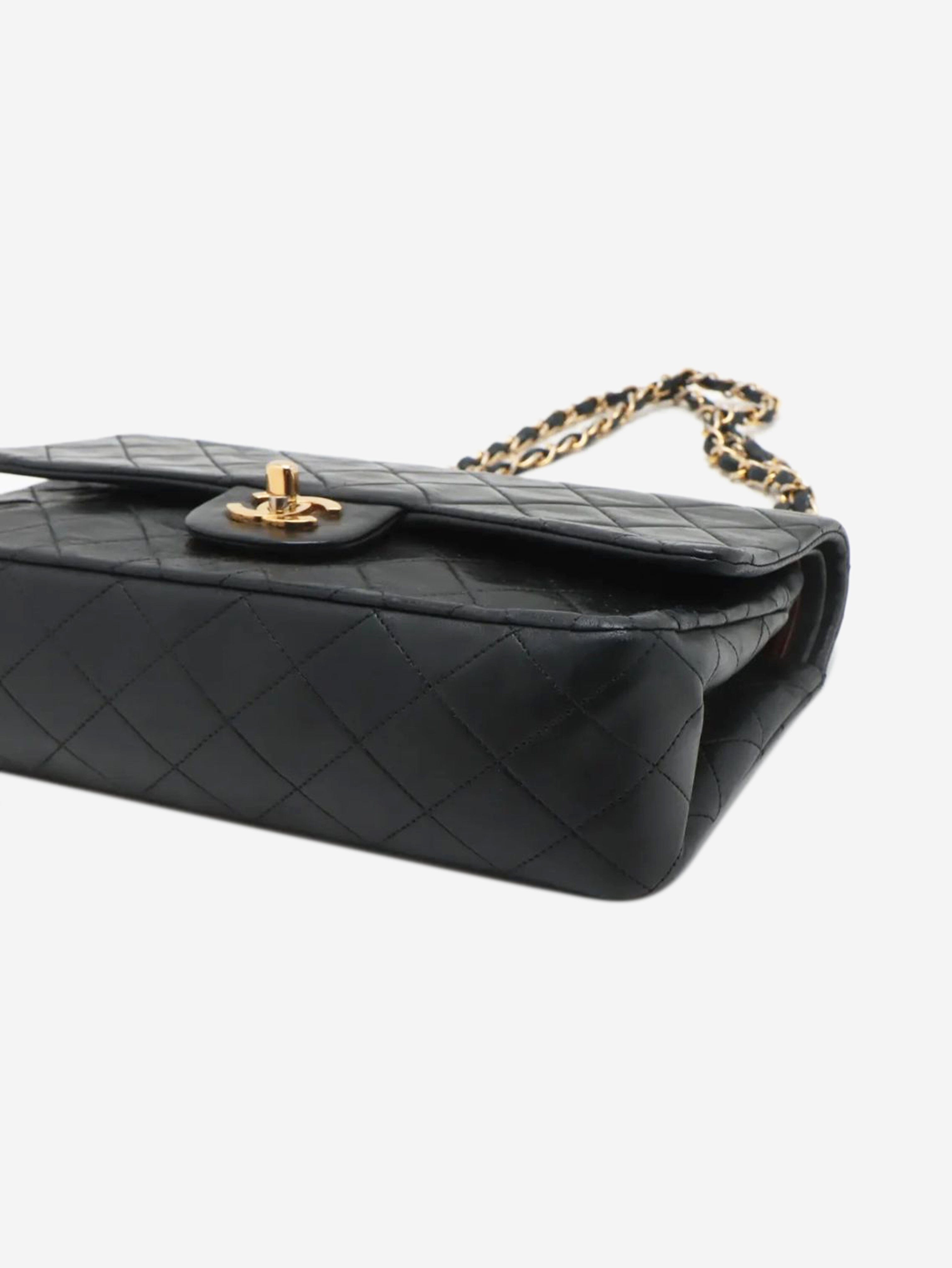Black vintage 1989 medium lambskin Classic Double Flap bag Shoulder bags Chanel 
