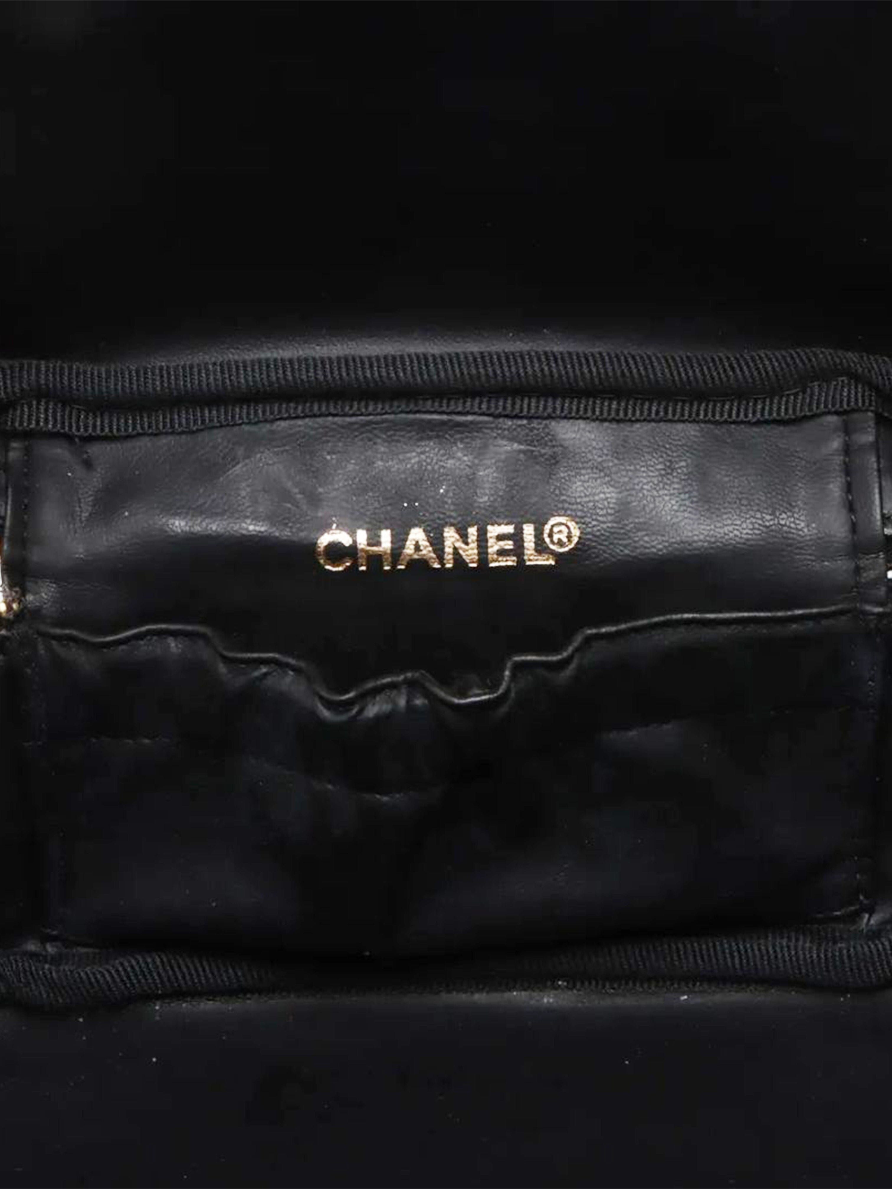 Black vintage 1996 Vanity bag