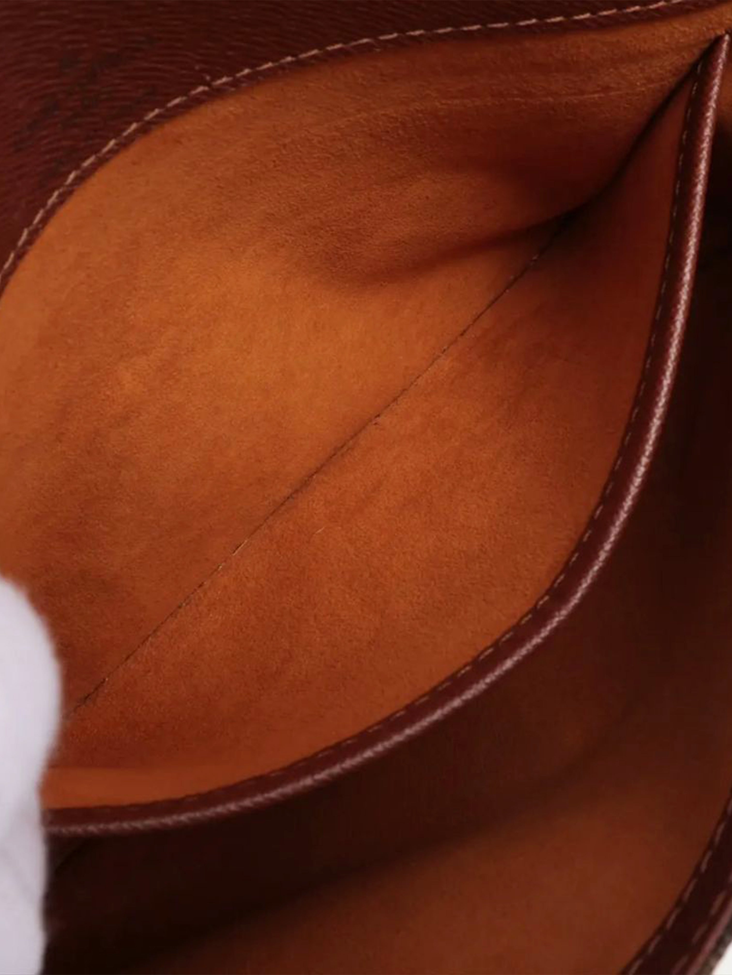 Brown vintage 2001 Monogram Musette Tango shoulder bag