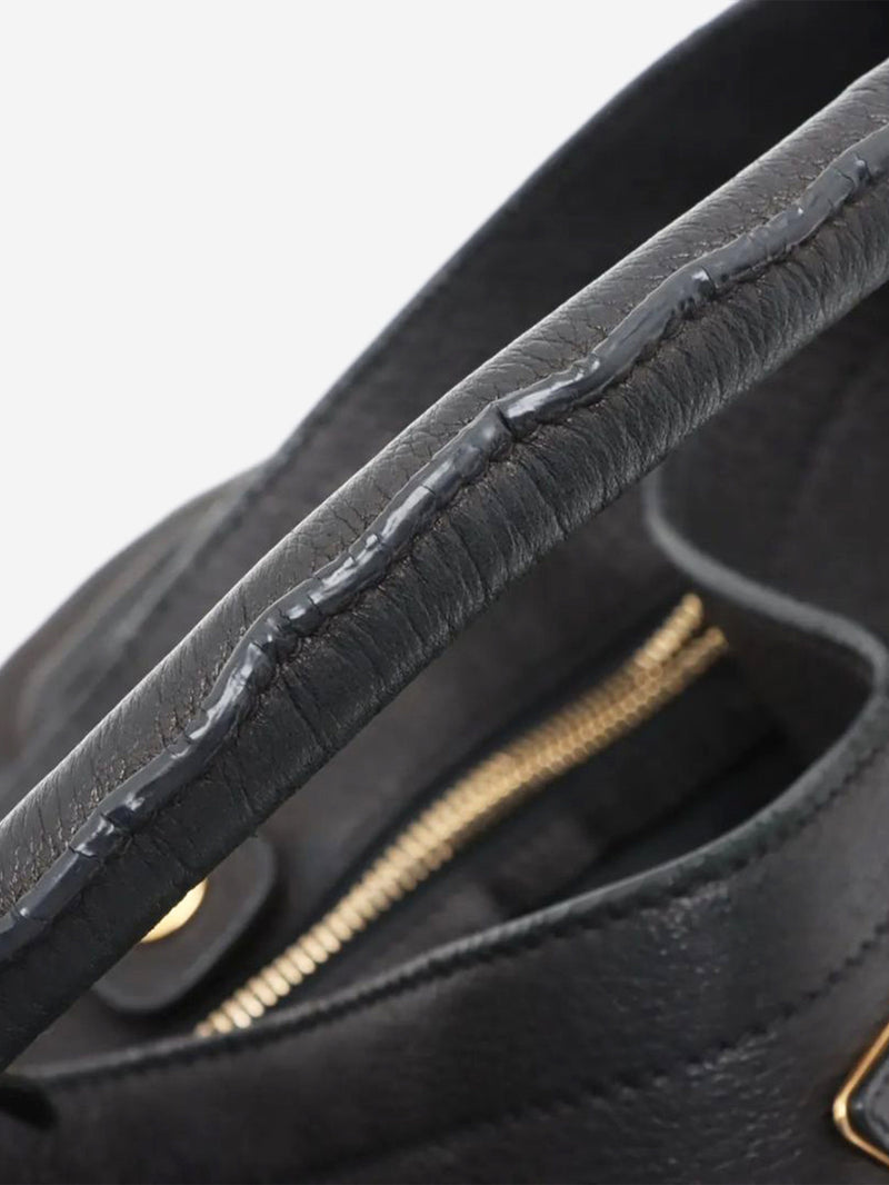 Black Vitello Daino leather shoulder bag