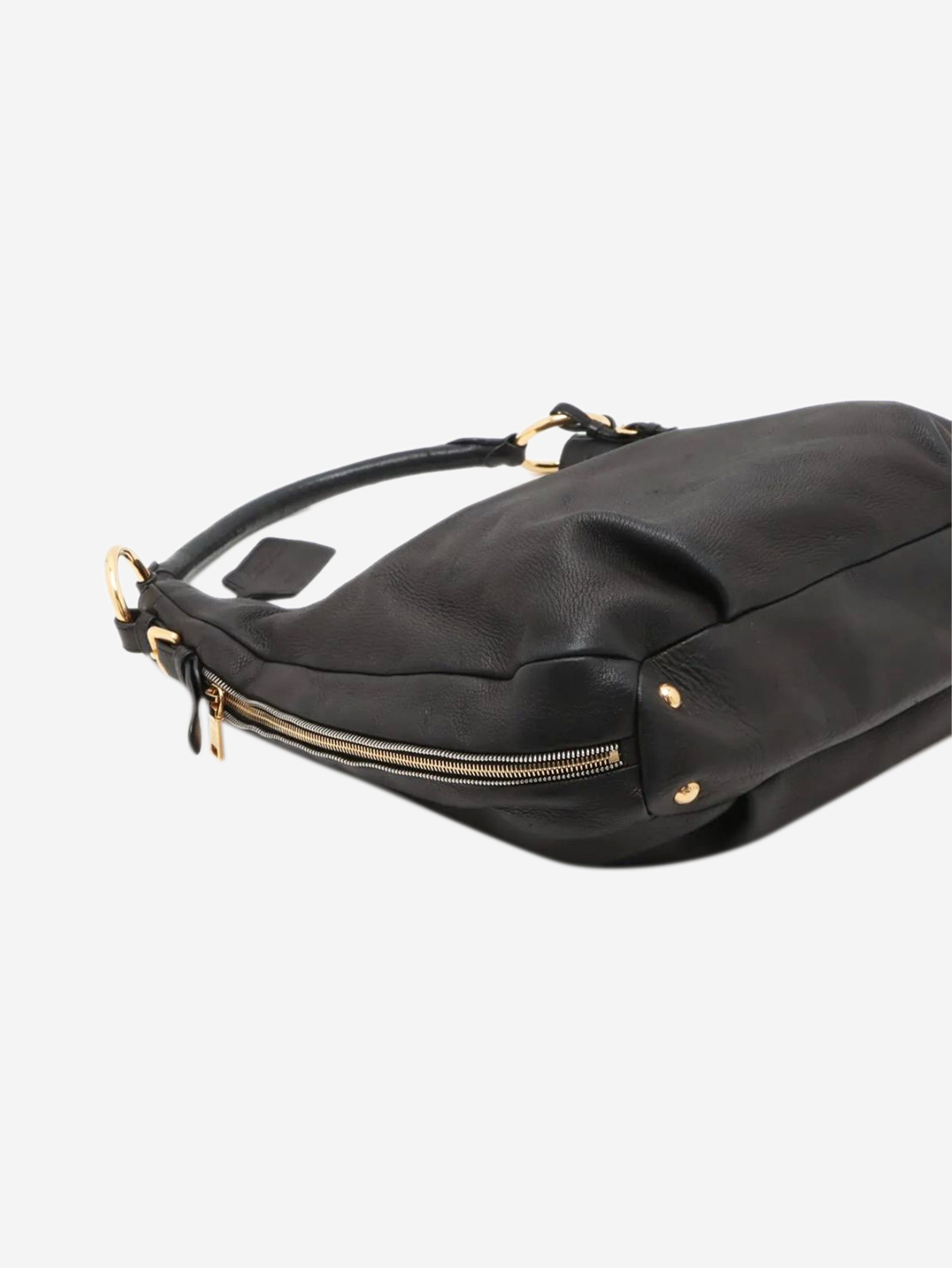 Black Vitello Daino leather shoulder bag