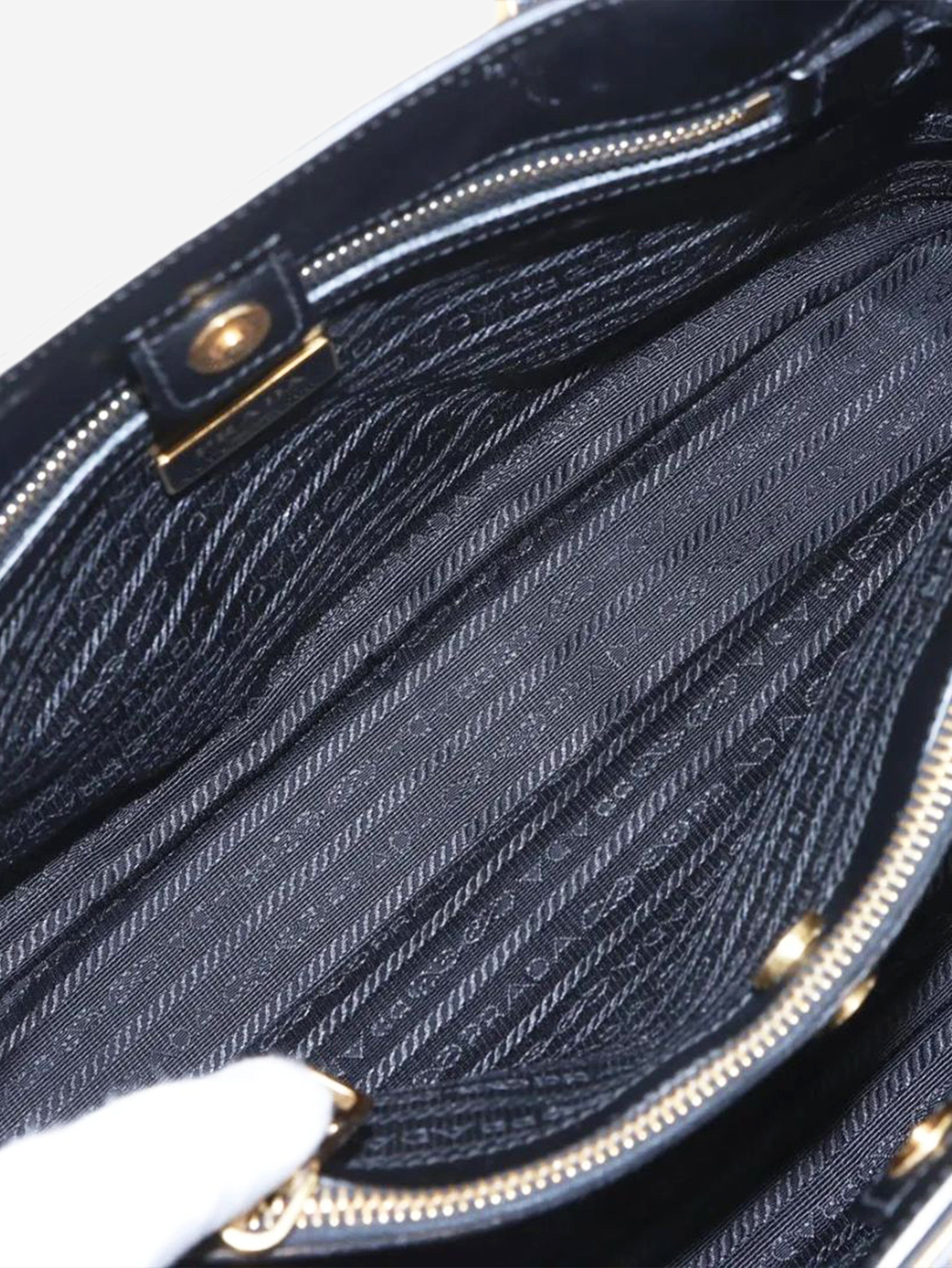 Black Saffiano leather 2way bag