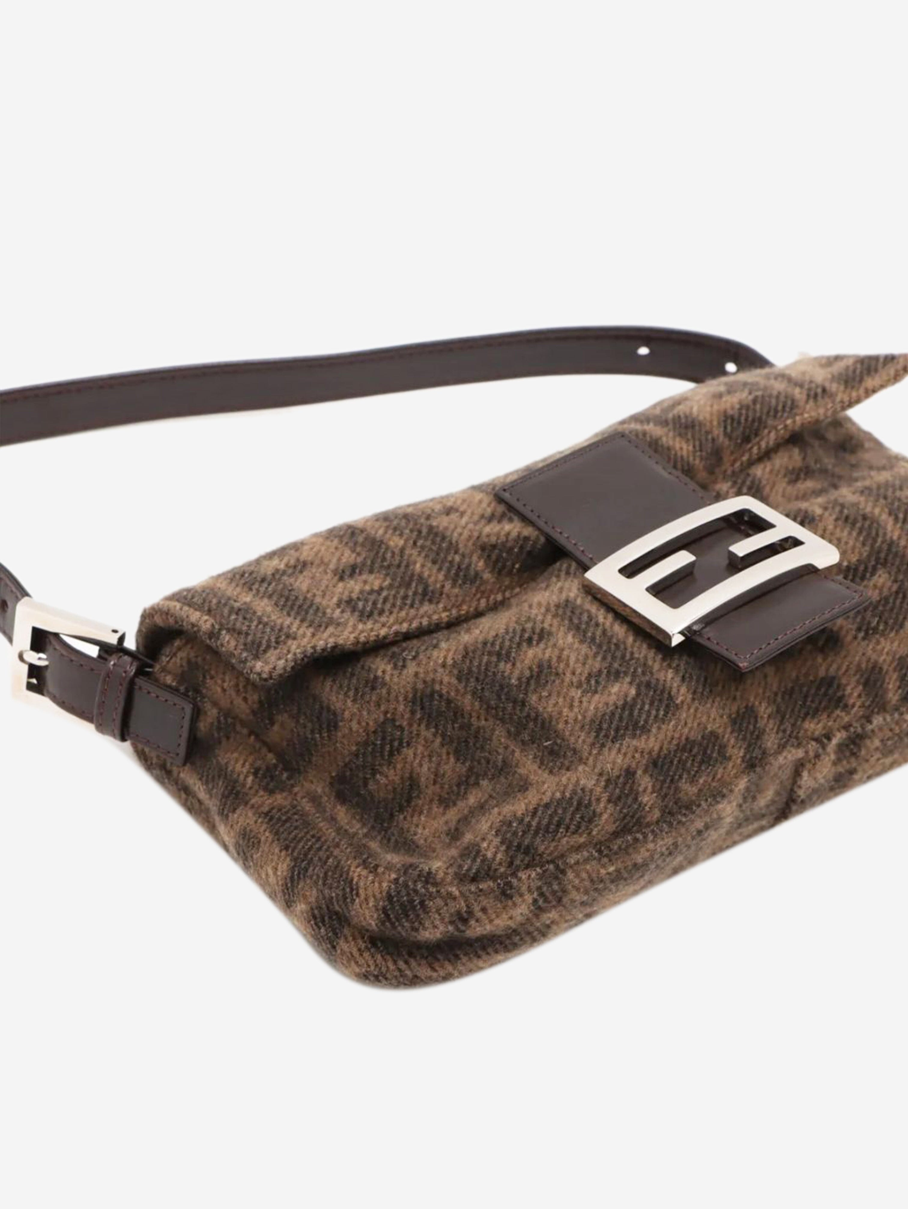 Brown wool Zucca Baguette bag Shoulder bags Fendi 