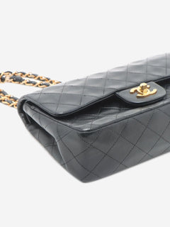 Black vintage 1986 small lambskin Classic Double Flap bag Shoulder bags Chanel 