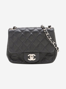 Chanel Black 2009 mini lambskin quilted Classic Single Flap bag