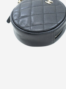 Chanel Black caviar 2017 gold hardware cross-body bag