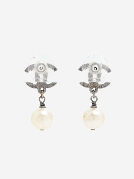 Silver rhinestone and faux pearl earrings alternate image