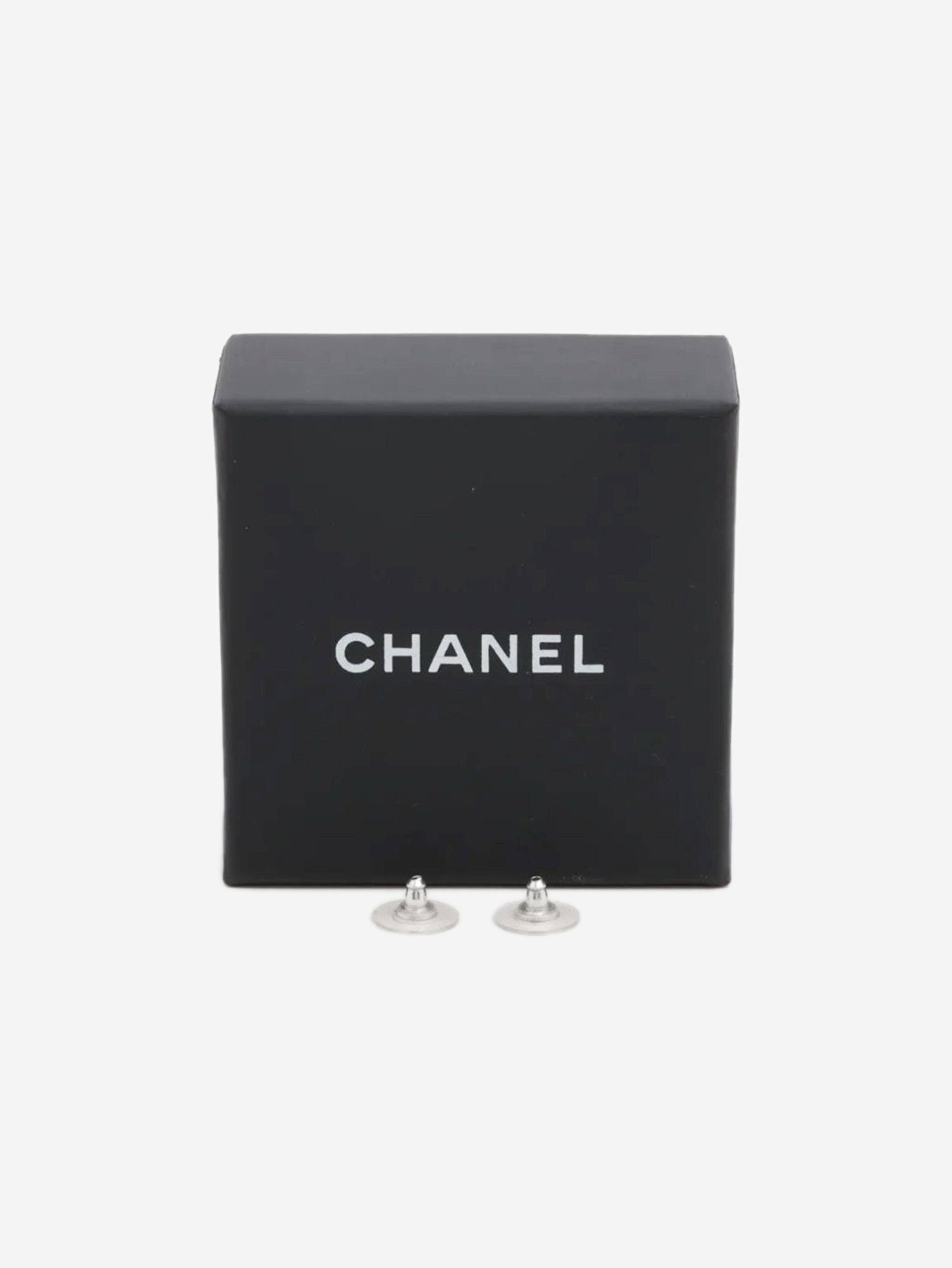 Silver rhinestone and faux pearl earrings Earrings Chanel 
