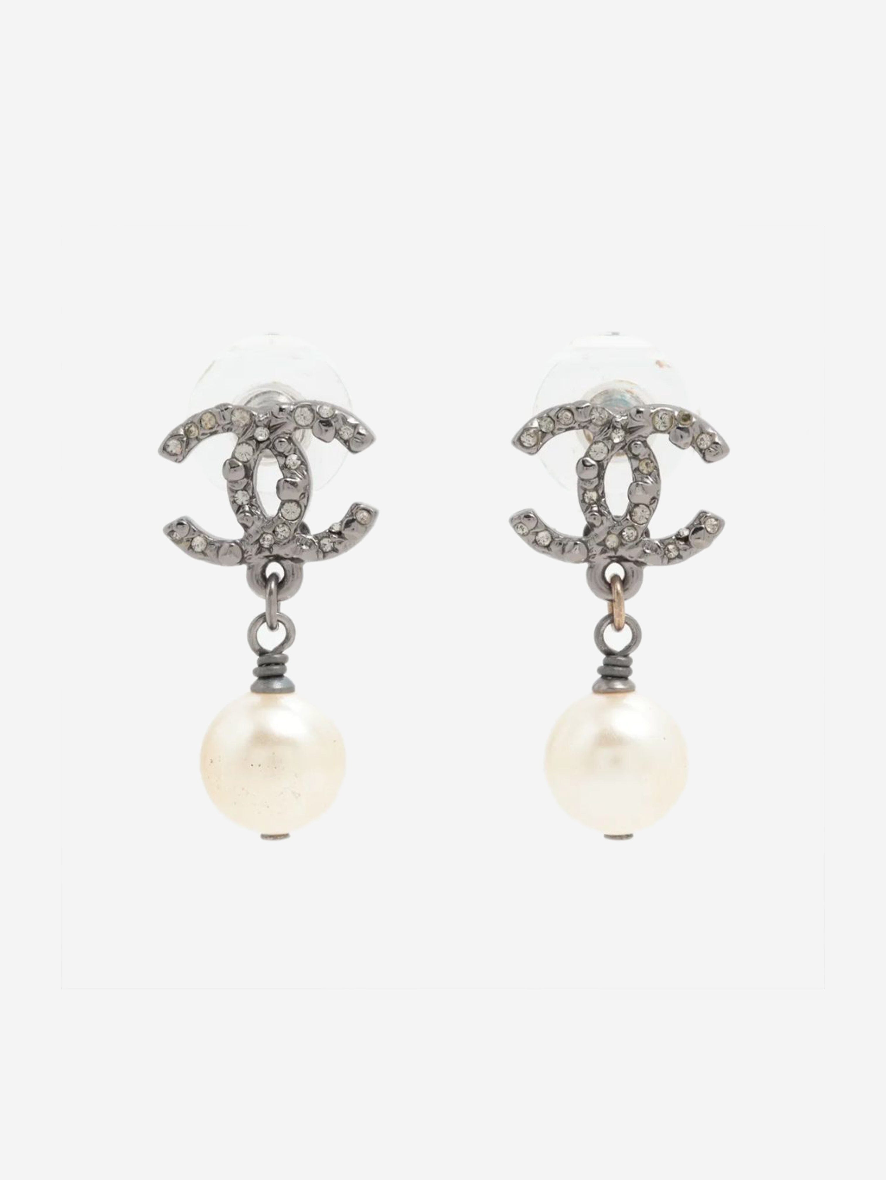Silver rhinestone and faux pearl earrings Earrings Chanel 