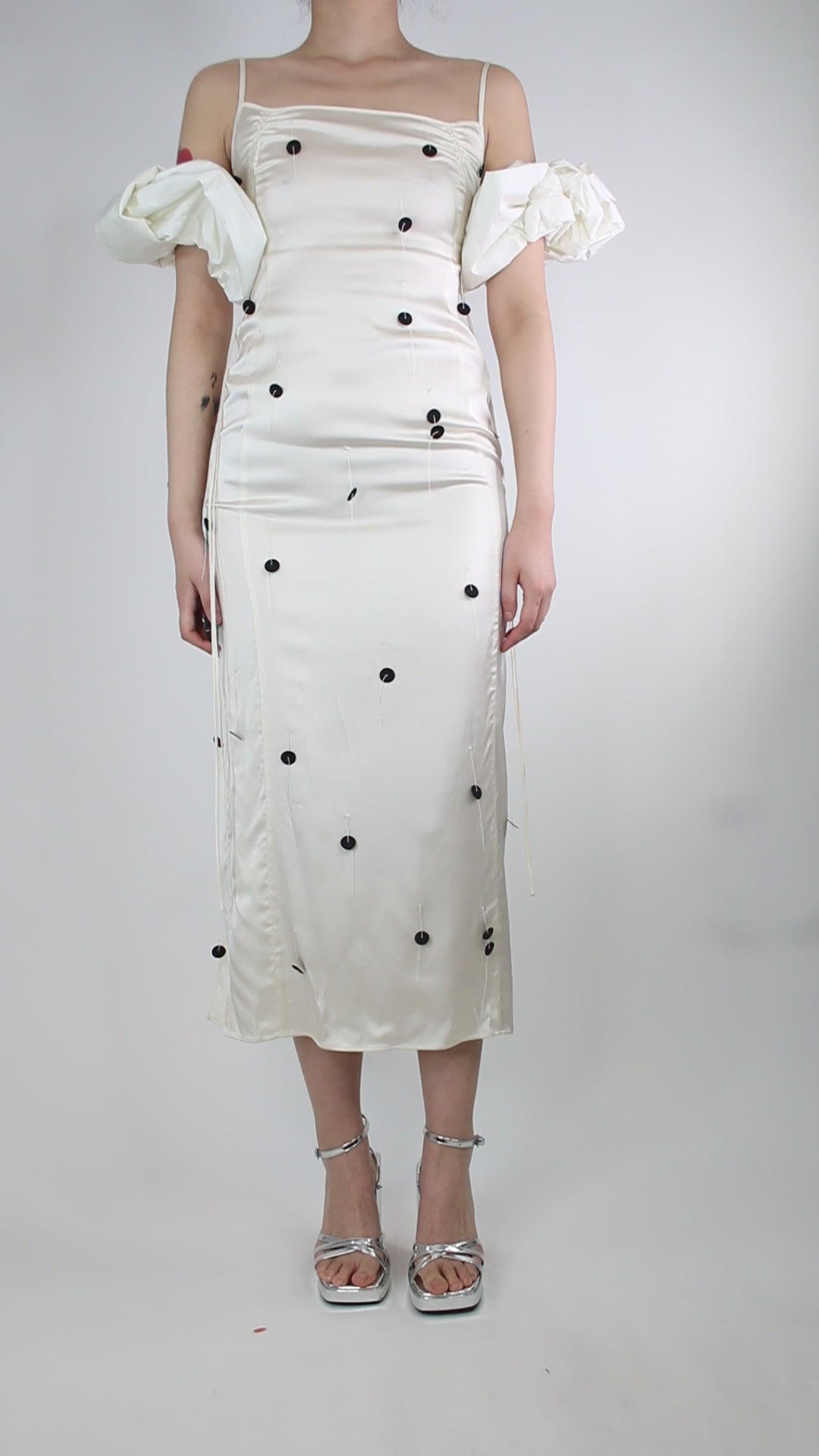 Cream puff-sleeved midi dress - size UK 8