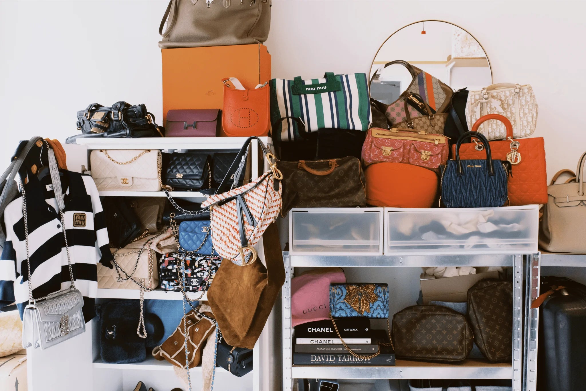 LOOKING TO CLEAR OUT YOUR HOME OR MANAGE A LOVED ONE'S ESTATE?