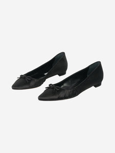 Manolo Blahnik Black pointed-toe flat shoes - size EU 40.5